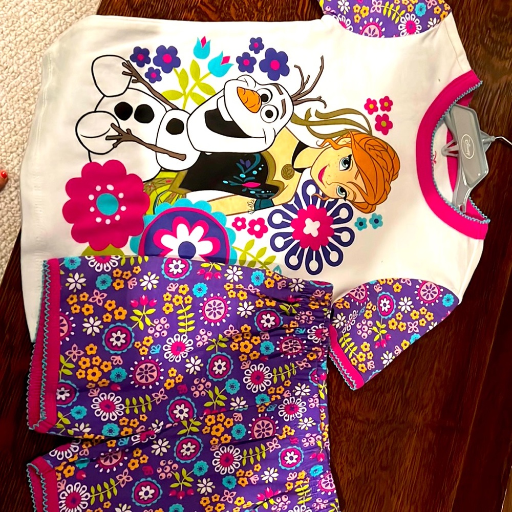 Girls, Disney Anna and Olaf 2 pc PJs, size 6, NWT